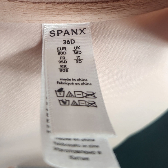 Spanx Women's Up For Anything Strapless Without Straps Underwire Bra 30022R 36D - Picture 12 of 14